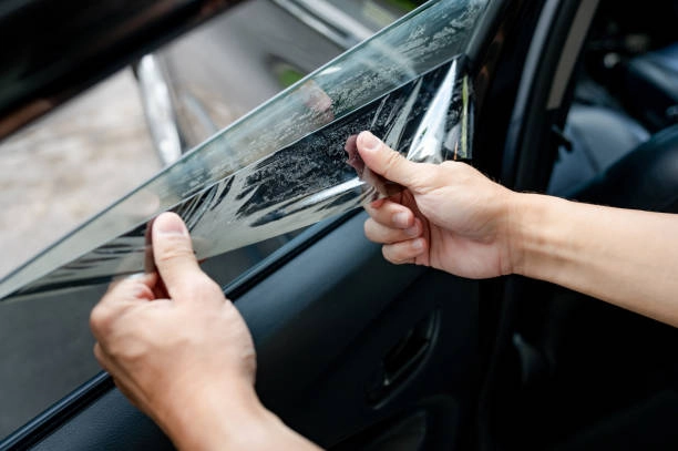 Why Window Tint Removal Is Necessary For Clear Visibility Los Angeles CA